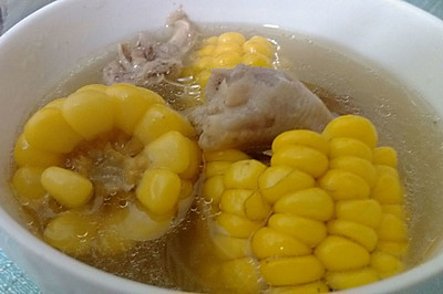 鸭爪玉米汤