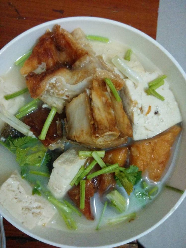 腊鱼豆腐汤的做法