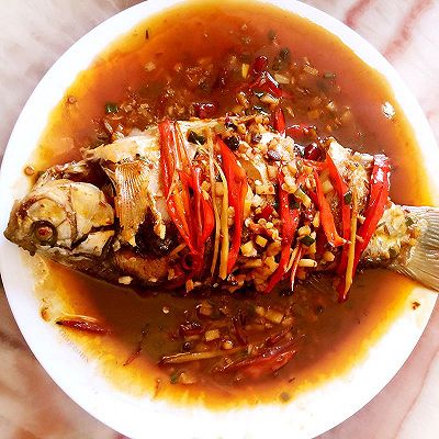 红烧鲫鱼