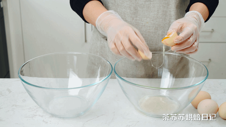 酸奶蛋糕的做法图解1