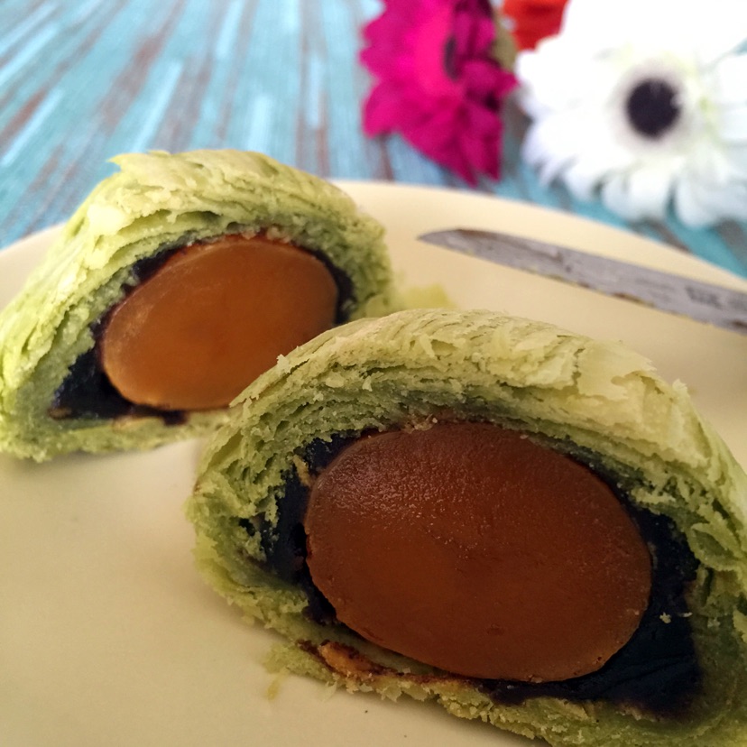 抹茶蛋黄酥的做法图解18