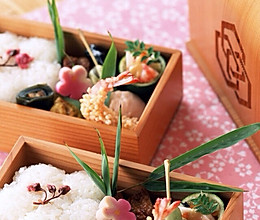 煎虾日式盒饭的做法