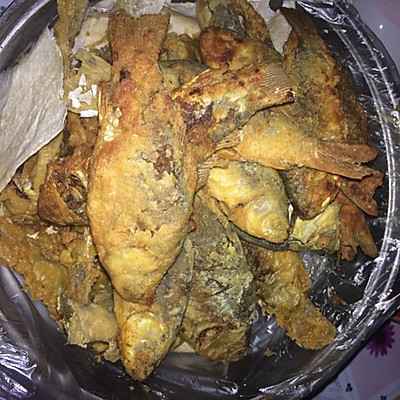 油炸小鱼鱼
