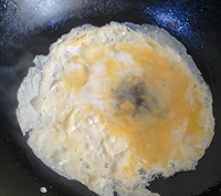 【食全食美】~西瓜皮煎蛋鸟炒米饭的做法图解1