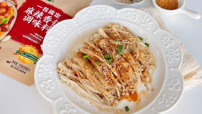 麻辣金针菇