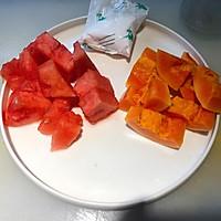 西瓜冰粉木瓜牛奶的做法图解1