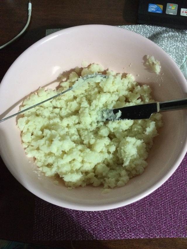 深夜食堂之土豆泥沙拉的做法图解1