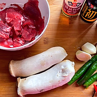 复刻冬奥菜单～杏鲍菇炒牛肉的做法图解1