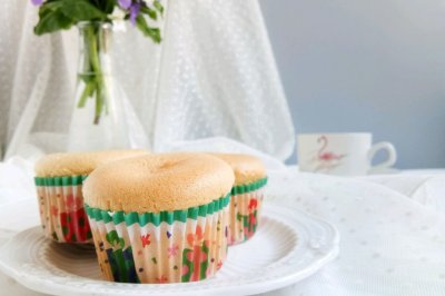 云朵蓝莓杯子蛋糕