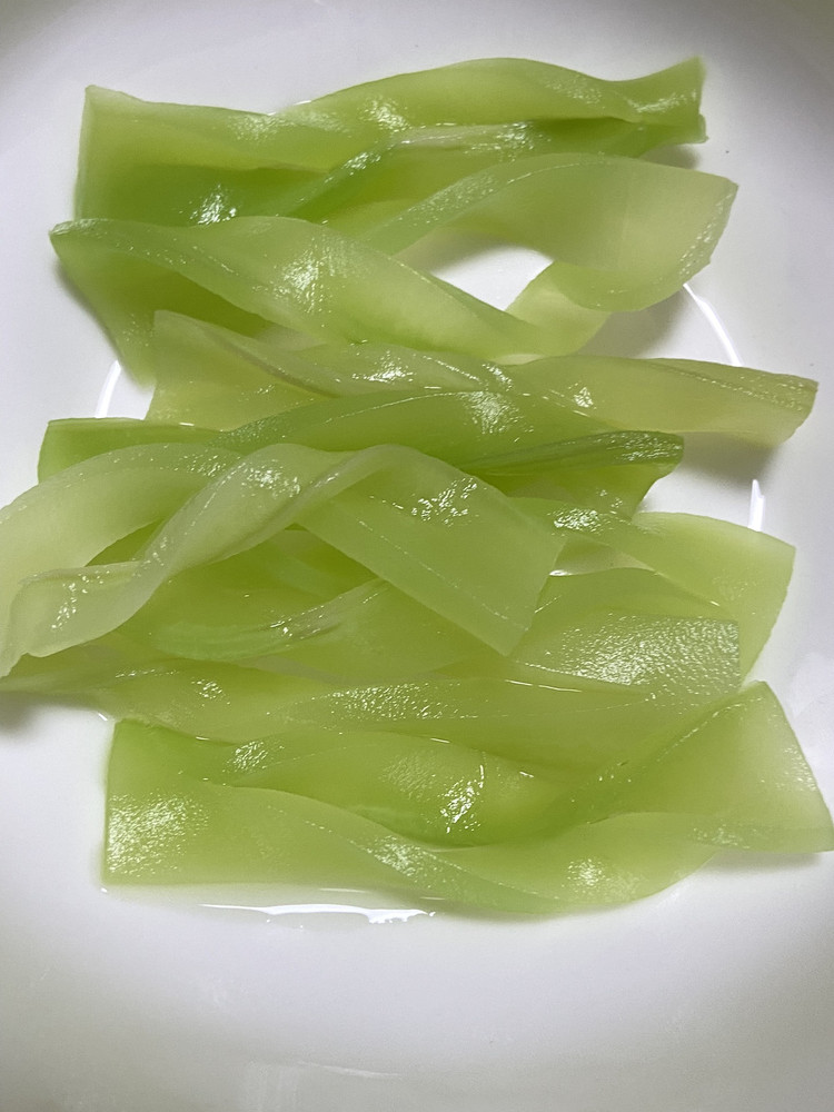 凉拌内卷莴笋的做法