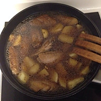 红烧红酒鸡翅炖土豆的做法图解5