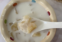 #流感季饮食攻略#苹果牛奶糯米粥的做法