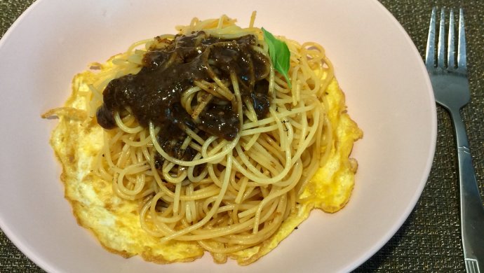 黑椒鸡蛋意大利面