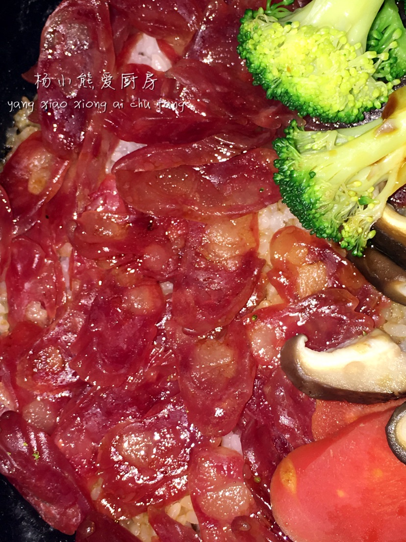 【广式腊肠煲仔饭】电饭锅超简单版的做法图解4