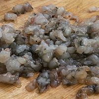鸡胸肉虾粒丸的做法图解1