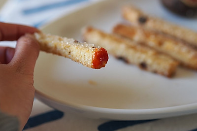 3步小食：香脆得停不了口的吐司棒