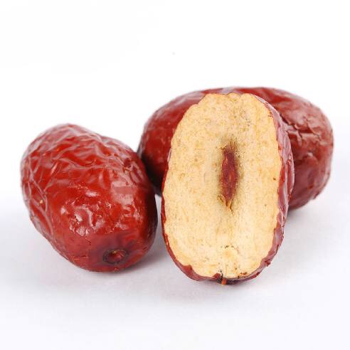 #超模食谱#红枣牛奶 秋日超温暖的健康饮品的做法图解1