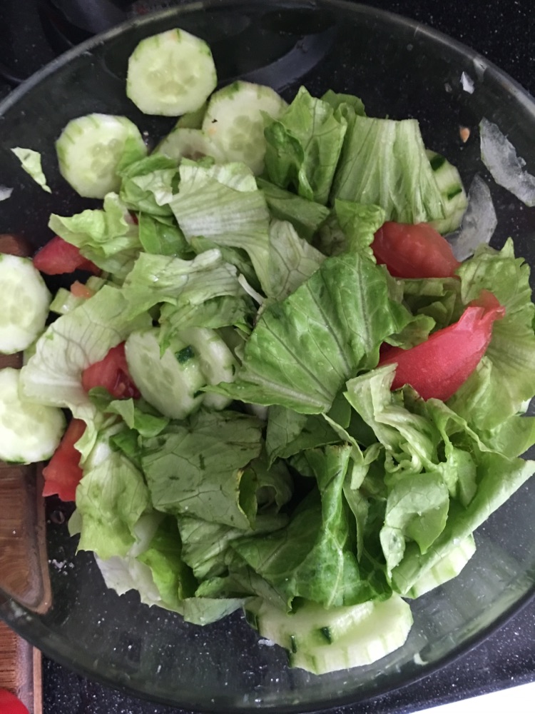 鸡胸肉蔬菜色拉的做法图解5