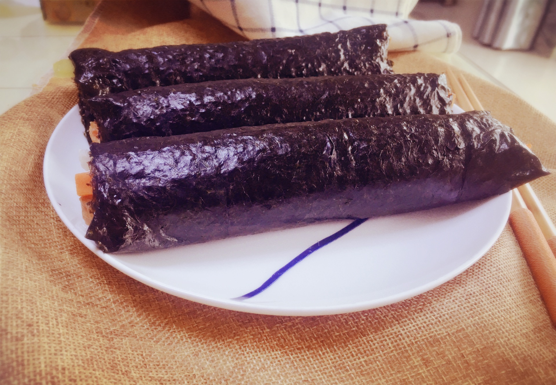 紫菜包饭的做法_【图解】紫菜包饭怎么做如何做好吃_紫菜包饭家常做法大全_Vicky(^_^)_豆果美食