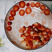 草莓蛋糕的做法图解2