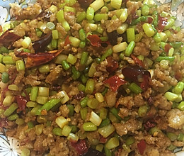 蒜薹炒肉末的做法