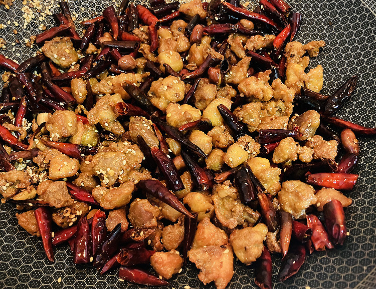 在家做辣子鸡，好多肉那种的做法