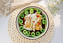 巴沙鱼最简单好吃的做法❗️清蒸巴沙鱼块❗️配上黄瓜卷鲜香爽口的做法