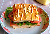 #丘比三明治#火腿肠三明治的做法