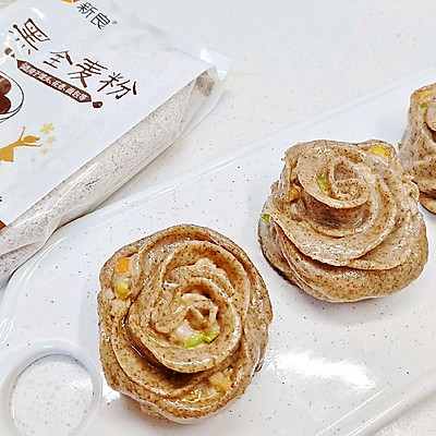 全麦粉玫瑰花煎饺