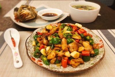 辣子鸡丁
