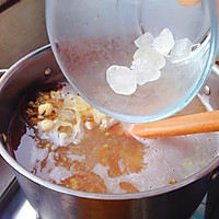 荷叶银耳莲子绿豆汤的做法图解8