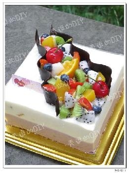 酸奶蓝莓慕斯蛋糕