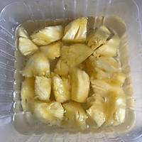 家庭版菠萝炒饭的做法图解2
