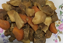 ｛土豆炖牛肉—胡萝卜版｝的做法