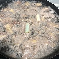 酸菜炖牛肉配饭配面都绝配的做法图解3