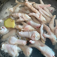 醋香柠檬鸡脚的做法图解1