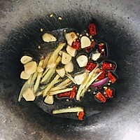 爆炒螺蛳肉的做法图解3