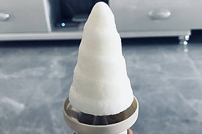 牛奶冰淇淋