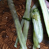 あ美美吃黄瓜＃的做法图解2