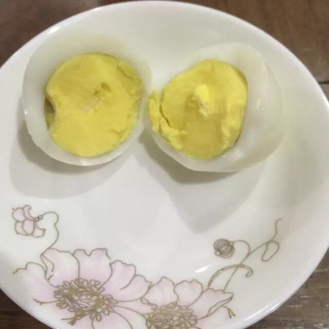电饭煲煮鸡蛋的做法
