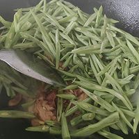 四季梅豆角炒肉的做法图解4