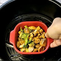 #2022烘焙料理大赛料理组复赛#芝士焗菌菇时蔬的做法图解7
