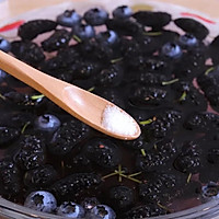 桑葚蓝莓果酱 宝宝辅食食谱的做法图解3