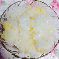 银耳百合羹的做法图解1