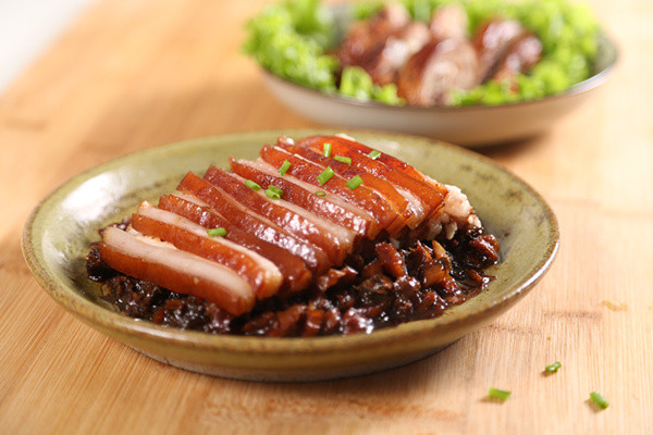 梅菜扣肉——捷赛私房菜的做法
