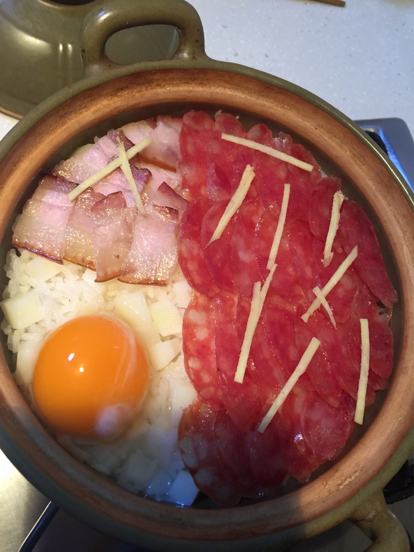 土豆腊肠煲仔饭的做法图解7