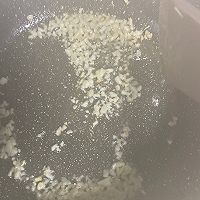 龙利鱼粉丝煲的做法图解2