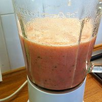 早餐冻饮----西柚，番茄，薄荷叶和蜂蜜的做法图解3