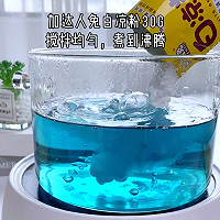海蓝椰汁冻，太清爽了！这个夏天一定要吃一次的做法图解4