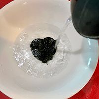 凉拌海带丝的做法图解2